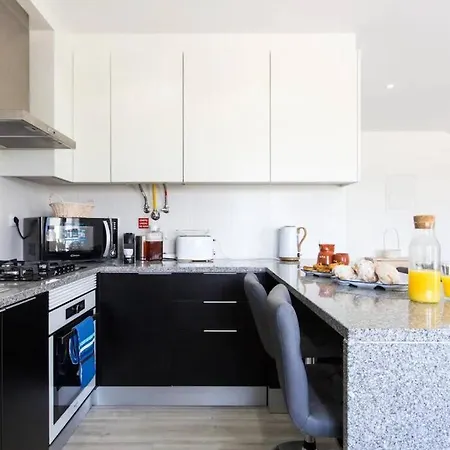 Sea Breeze Villa, Baleal Beach Apartment *